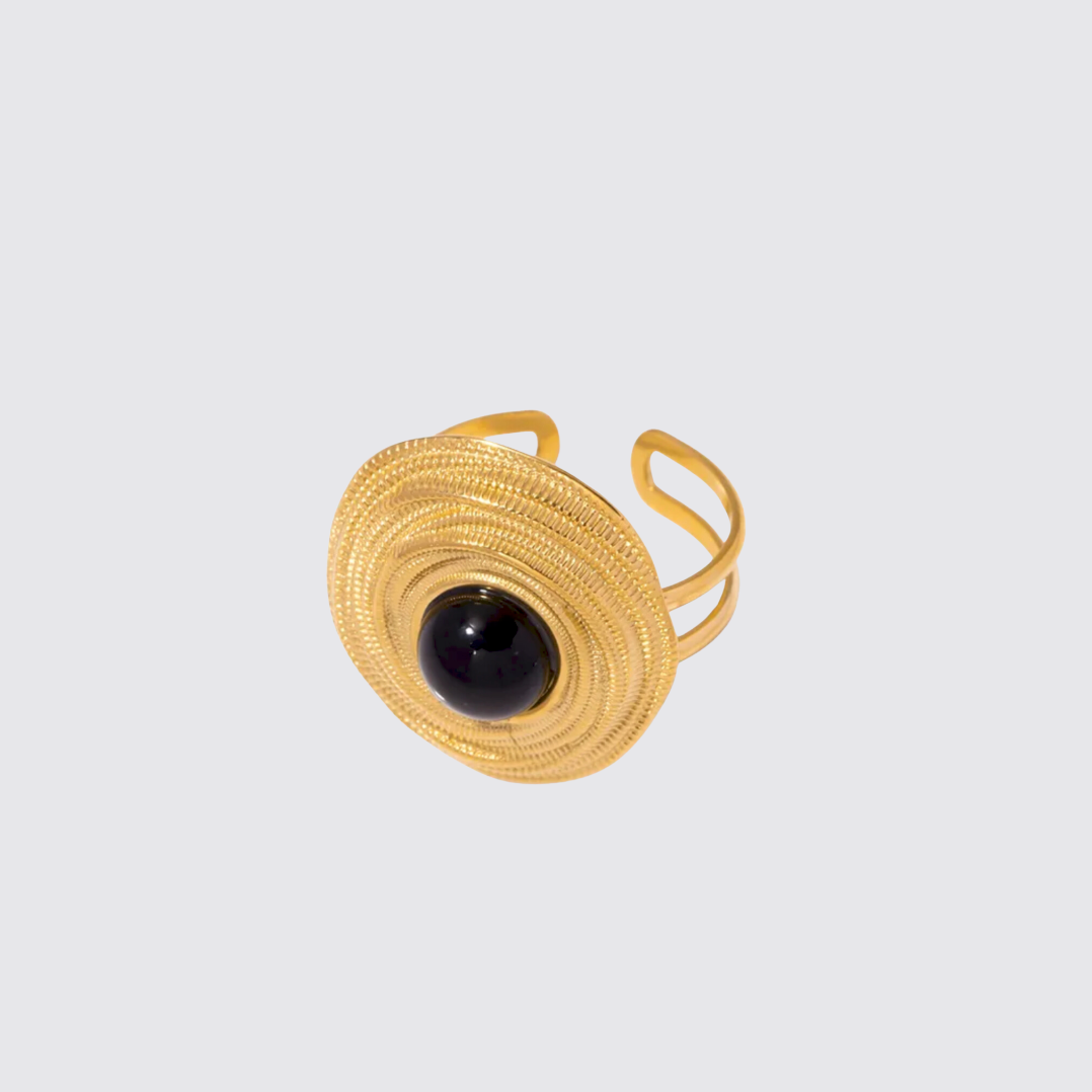 Stele Ring
